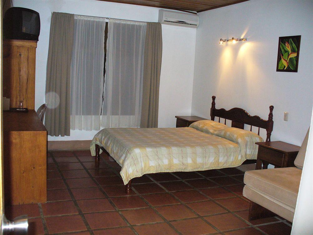 Termales Del Bosque & Hot Springs Hotell La Marina Eksteriør bilde