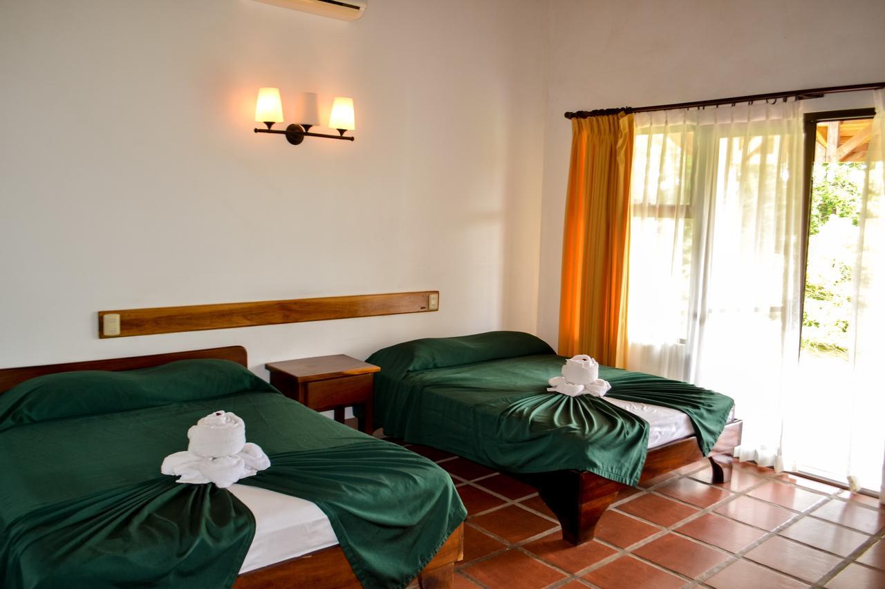 Termales Del Bosque & Hot Springs Hotell La Marina Eksteriør bilde